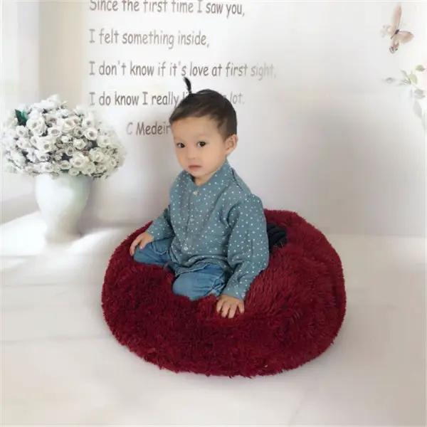 Round red long-hair plush cat nest pad mattress by AdTec