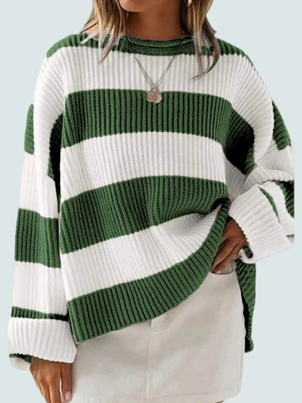 Essential round-neck striped knit sweater in green and white, long sleeves, oversized fit