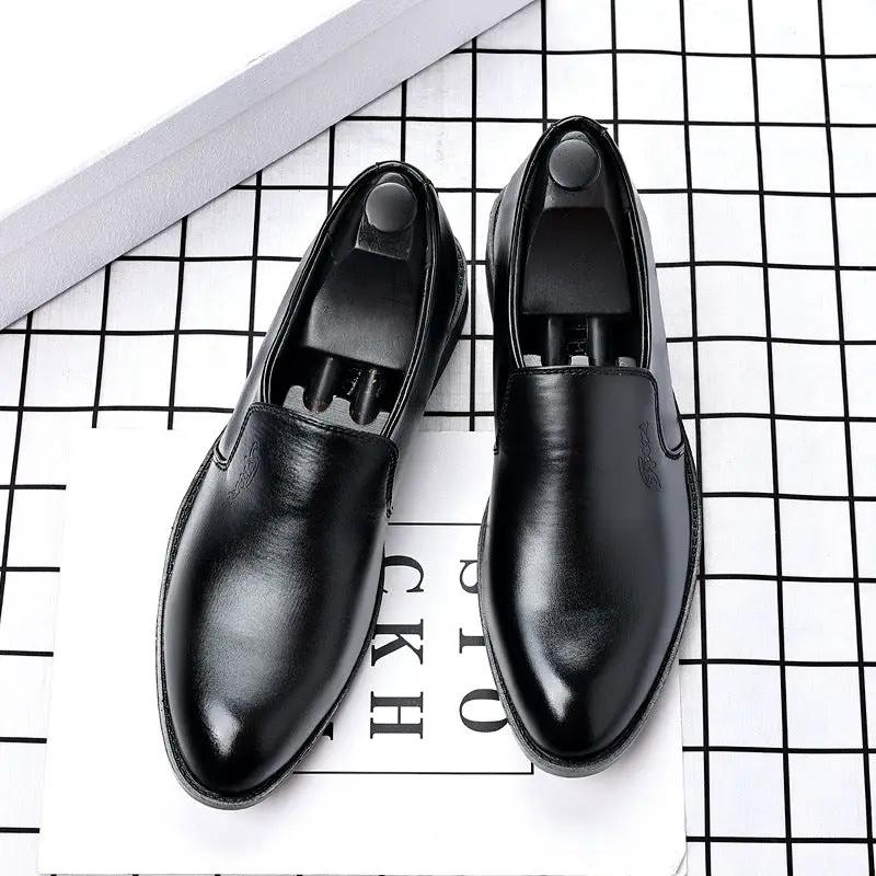 Pair of men's casual business slip-on leather shoes with pointed toe by AdTec, black