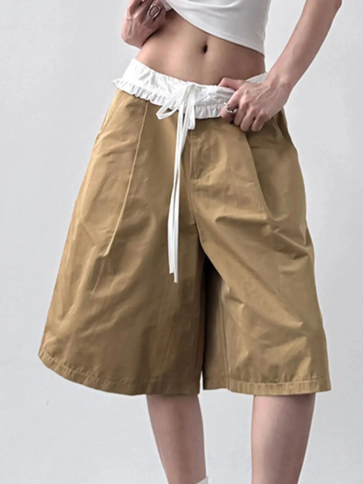 Contrast Waistband Wide-Leg Shorts, khaki with white drawstring waistband, Trendsi.