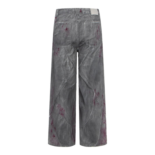 Jean en denim délavé et teint, marque tendance