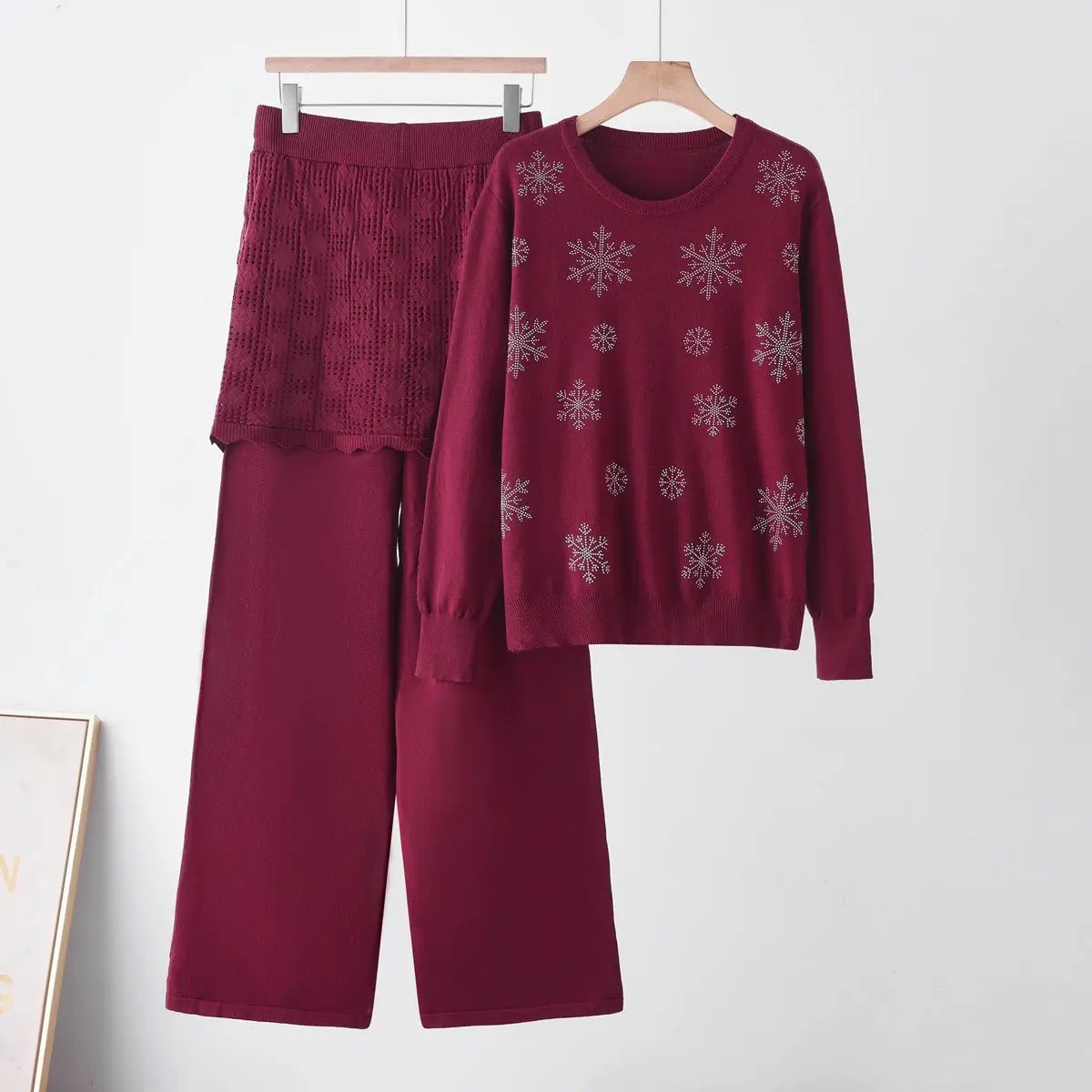 Women's rhinestone knit two-piece set: burgundy round-neck sweater with snowflake motifs and matching pants
