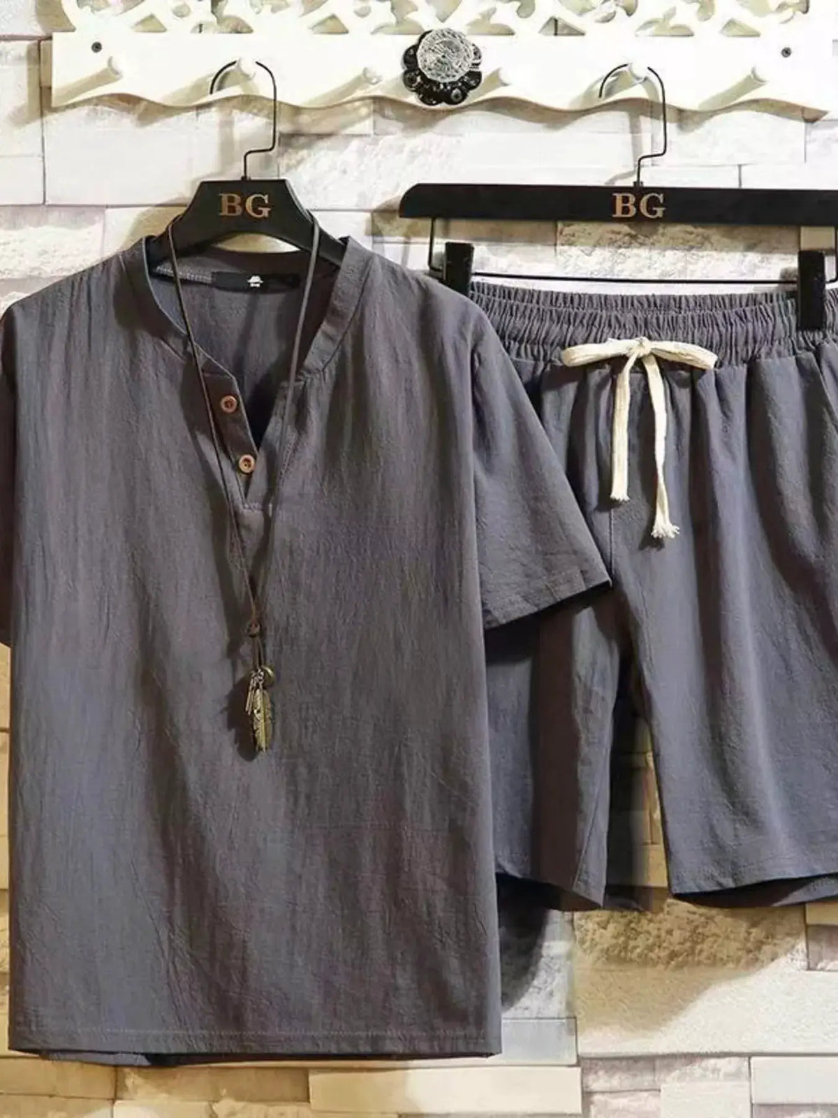 Men's plus-size cotton short-sleeve top and matching gray drawstring shorts set