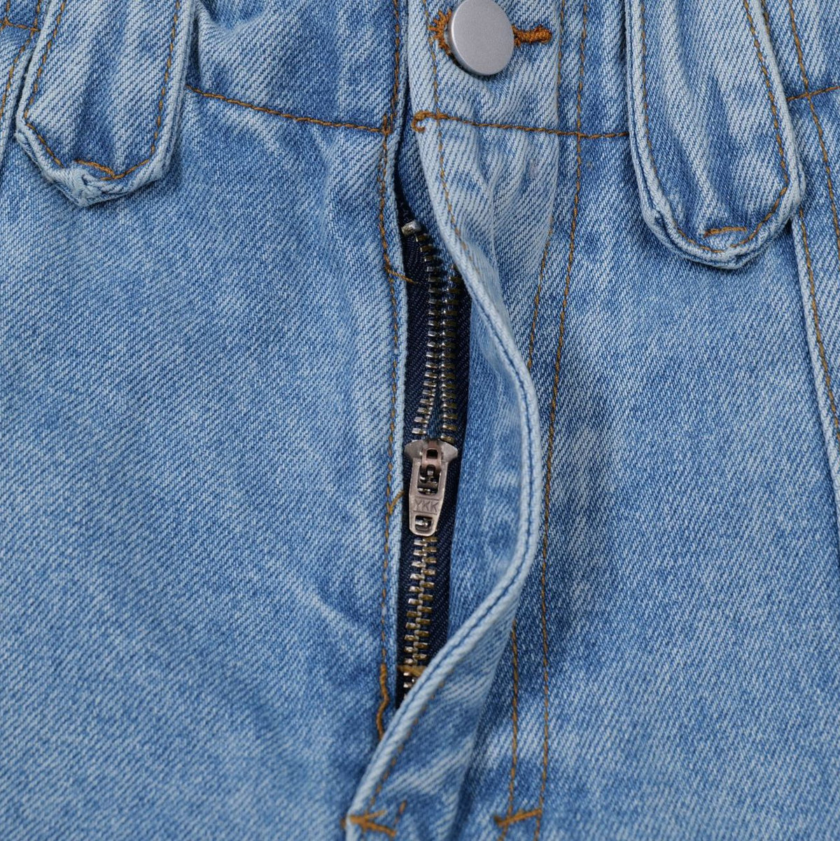 Washed blue denim Capri pants for women with zipper fly, metal button and belt loops