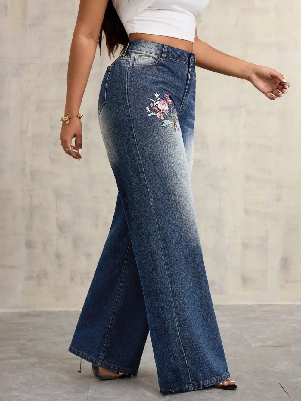 Embroidered Wide Leg Jeans by eprolo