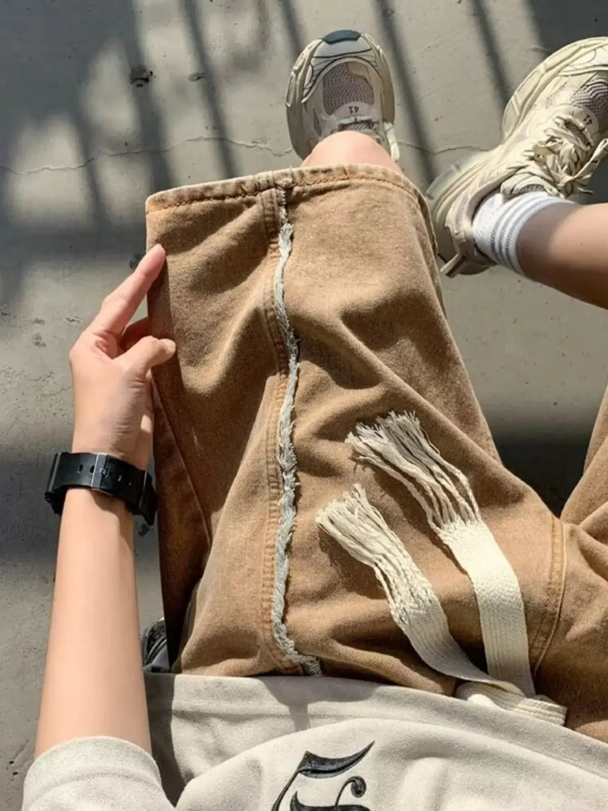 Men's plus-size washed denim shorts with stretch drawstring waist pockets in tan