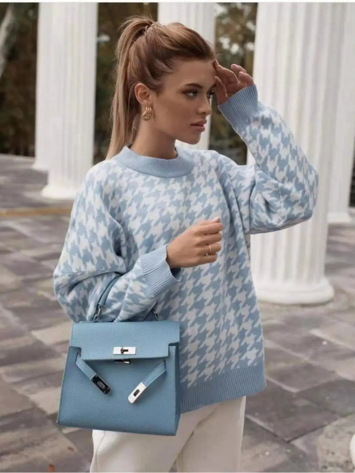 Classic oversized houndstooth sweater in light blue and white by Trendsi, with a matching blue handbag