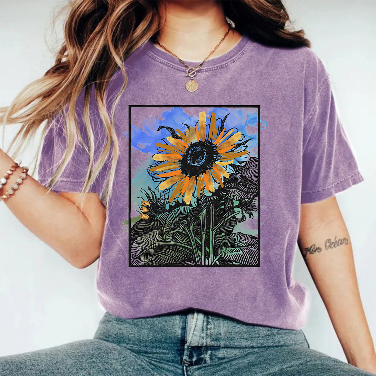 Haut t-shirt imprimé, lavé et utilisé