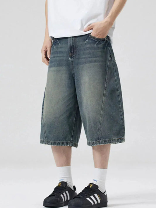Men's vintage washed denim Bermuda shorts with stretch cotton in mid-blue, knee-length relaxed fit