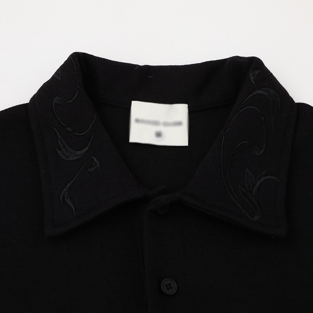 Collar short-sleeved T-shirt in black by eprolo with embroidered collar detailing