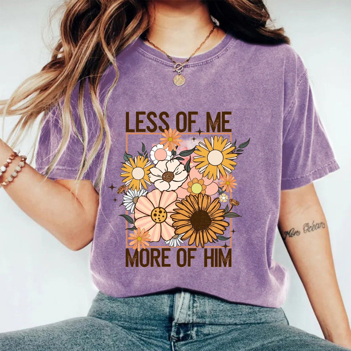 T-shirt lavé et usé avec T-shirt imprimé