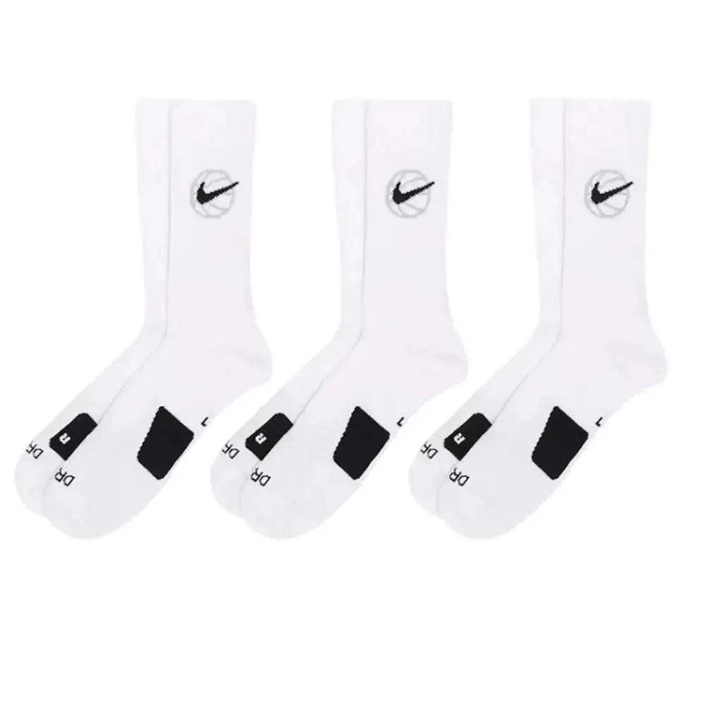Nike Everyday Crew white unisex basketball socks 3-pack with Nike swoosh logos