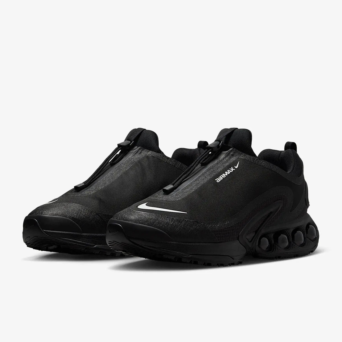 Nike Air Max Dn Roam Men's low-cut sneakers, black/charcoal with white Nike swoosh