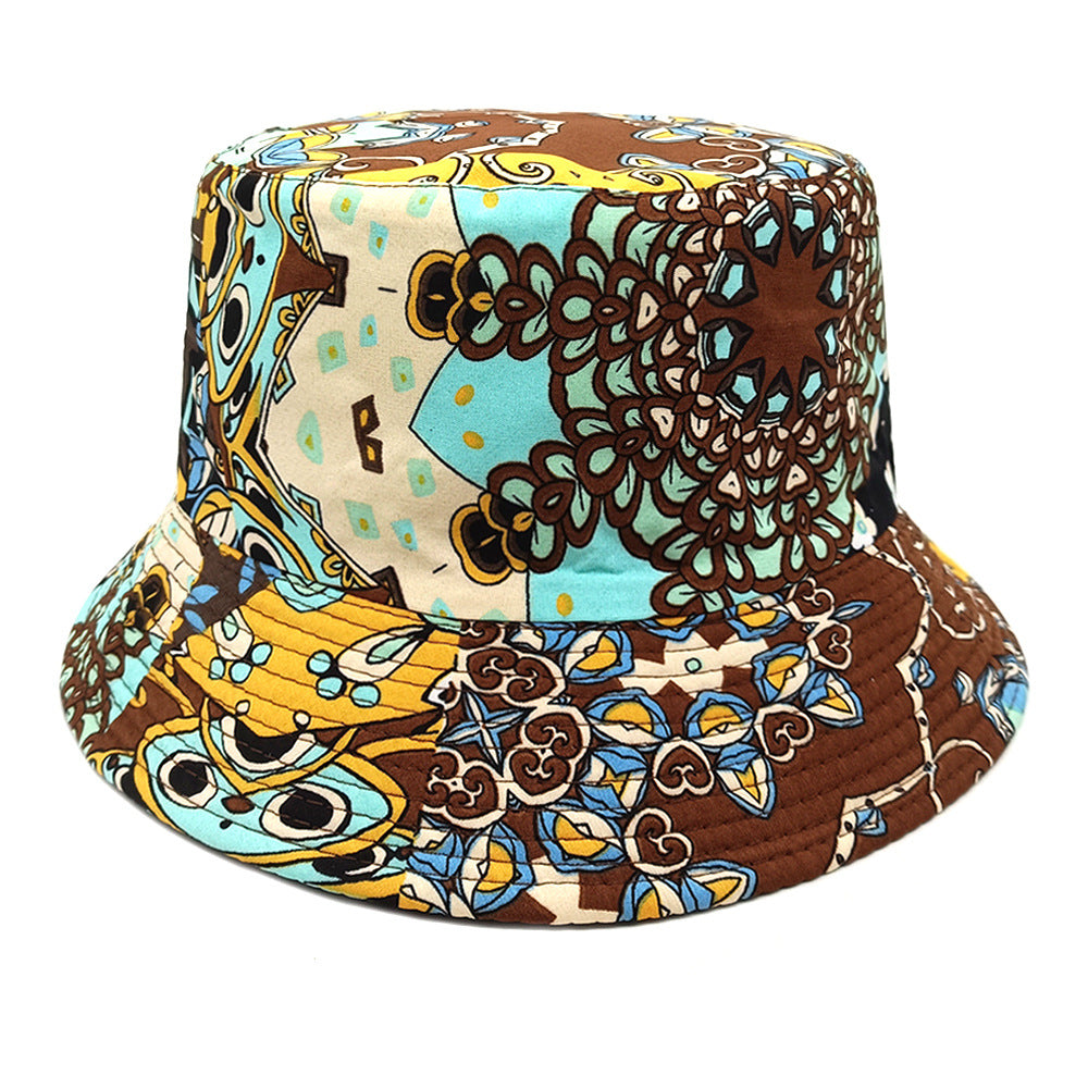 Gorro tipo pescador geométrico con estampado que combina colores y doble cara