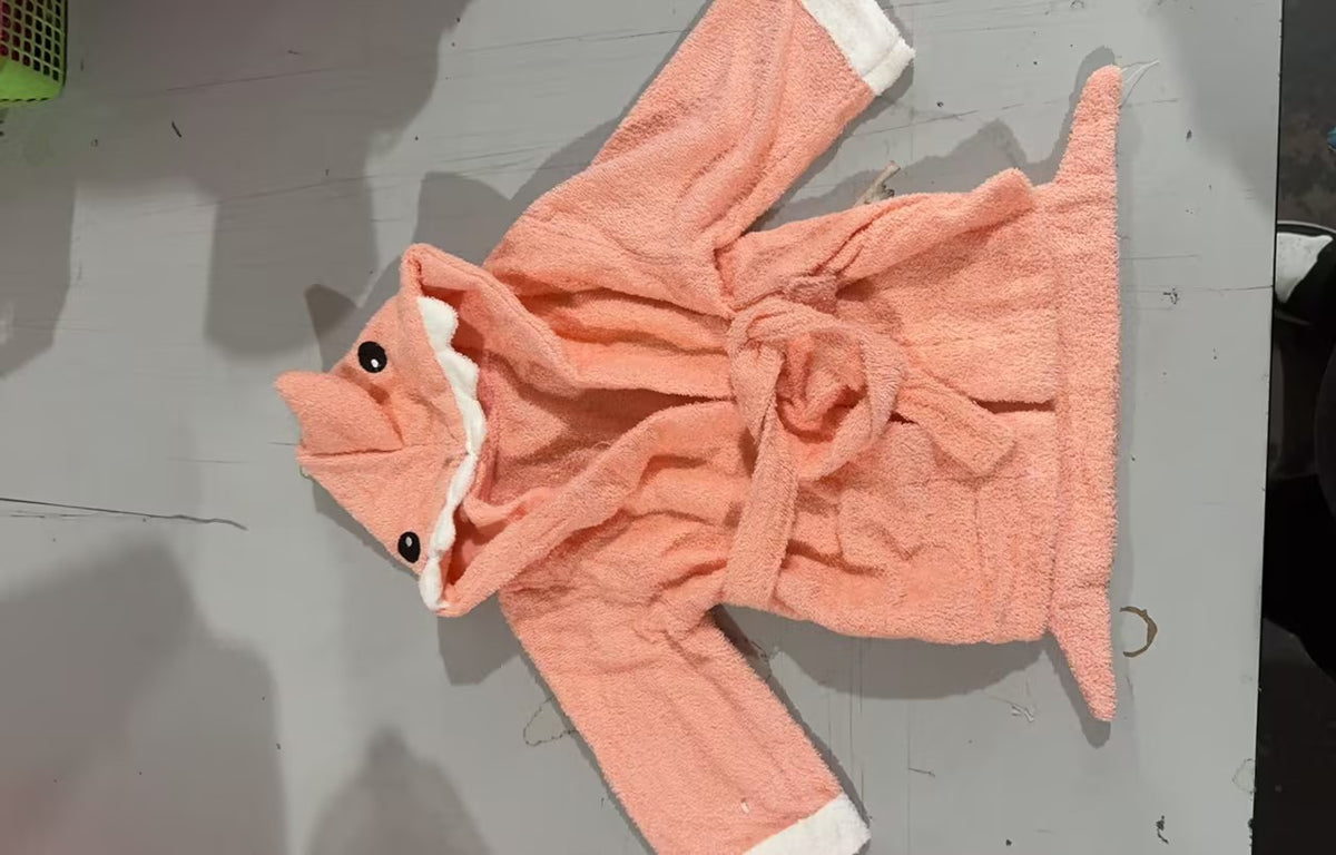 Albornoz infantil absorbente con capucha y forma de animal