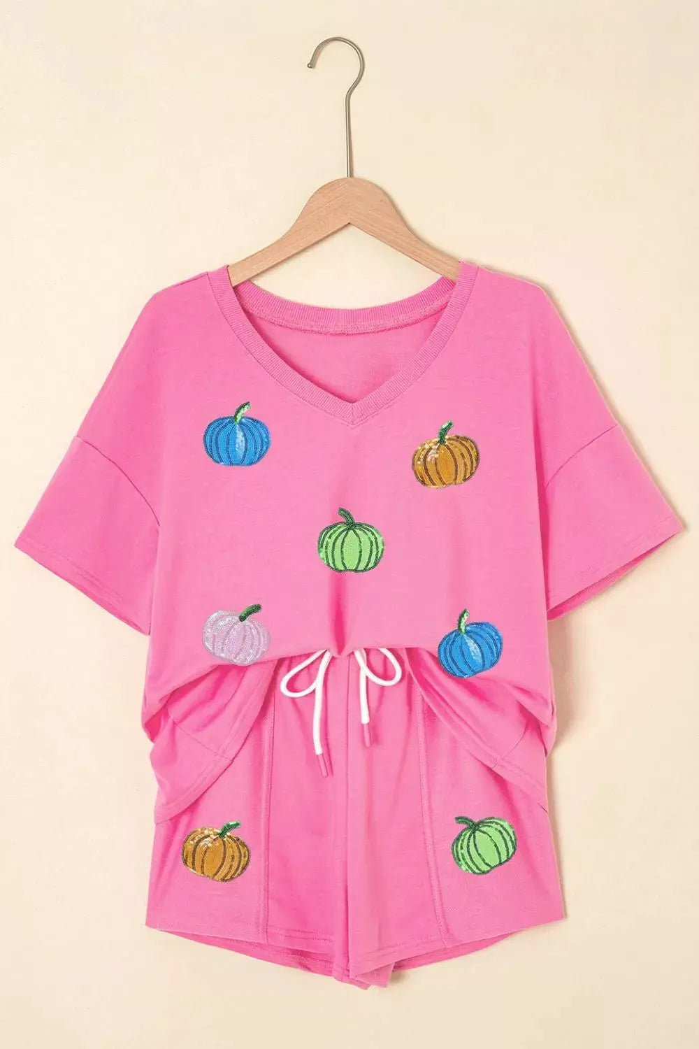 Pink two-piece sequin pumpkin-pattern V-neck tee and drawstring shorts set