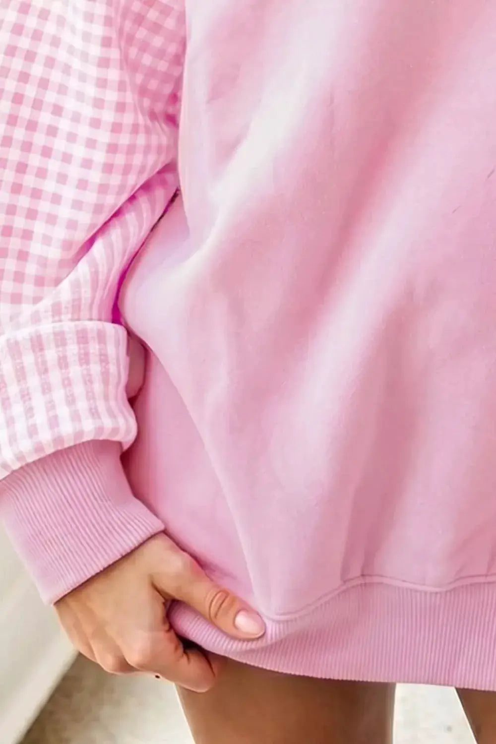 Plaid Sleeve Colorblock Loose Tunic Sweatshirt, pink colorway, Trendsi
