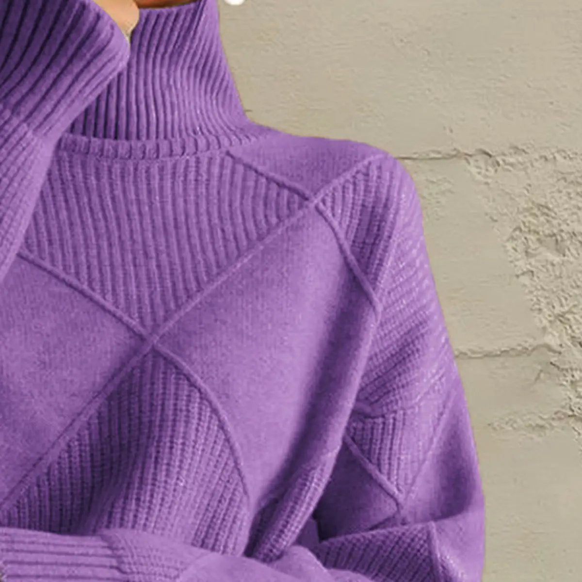 Geometric turtleneck long-sleeve knit sweater in purple