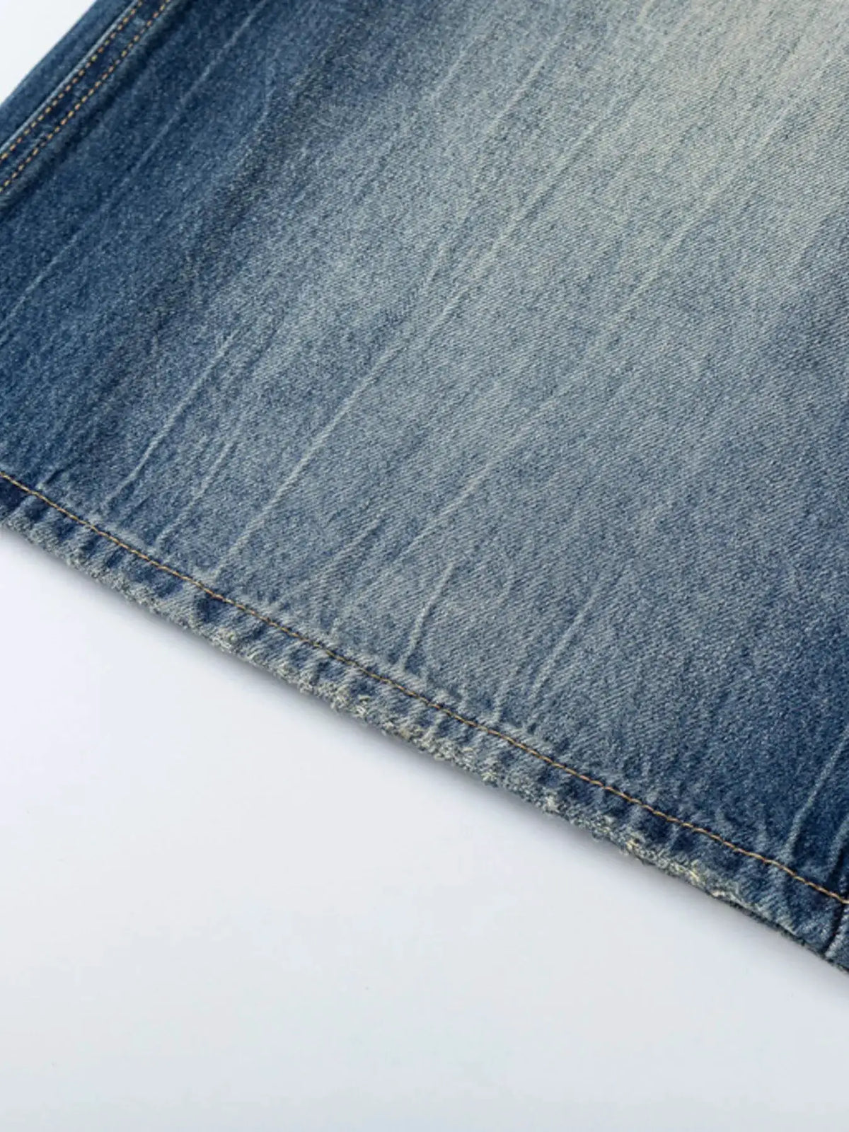Men's washed denim Bermuda shorts, relaxed fit, pure cotton, blue denim fabric.