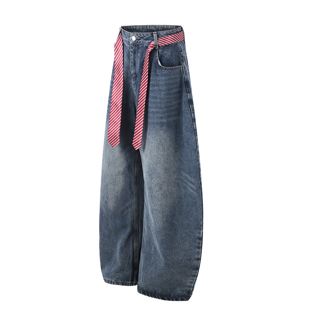 Pantalones curvos de pierna ancha con cuchilla