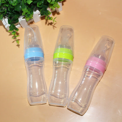 Biberón con cuchara para bebé