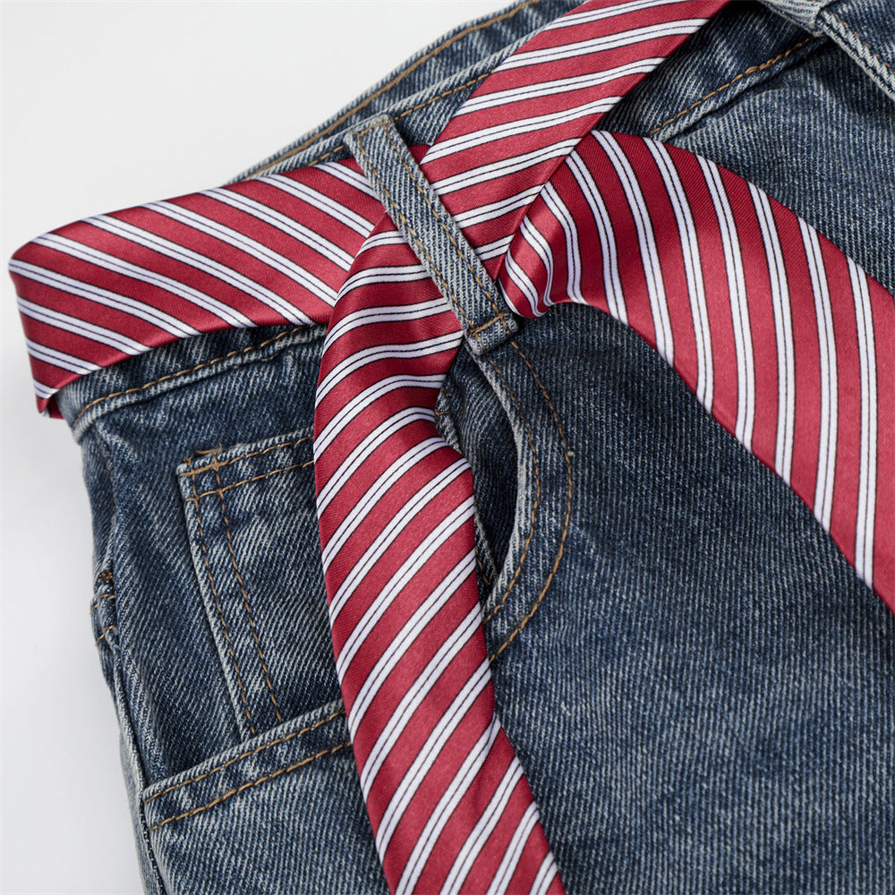 Pantalones curvos de pierna ancha con cuchilla