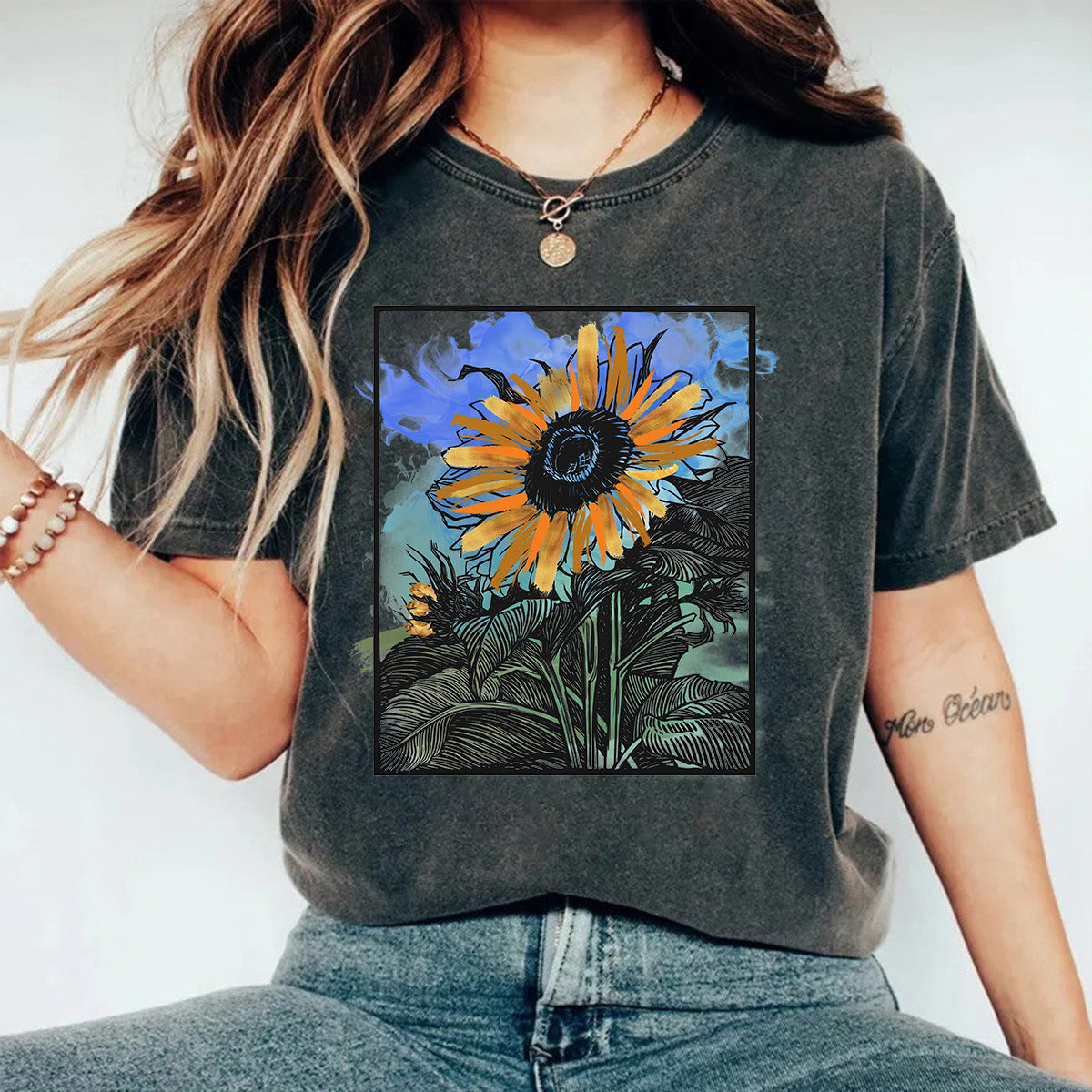 Camiseta estampada lavada y usada