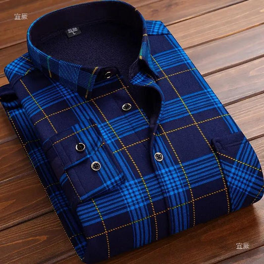 Men's fleece-lined plaid flannel shirt in navy blue with yellow lines, casual outerwear
