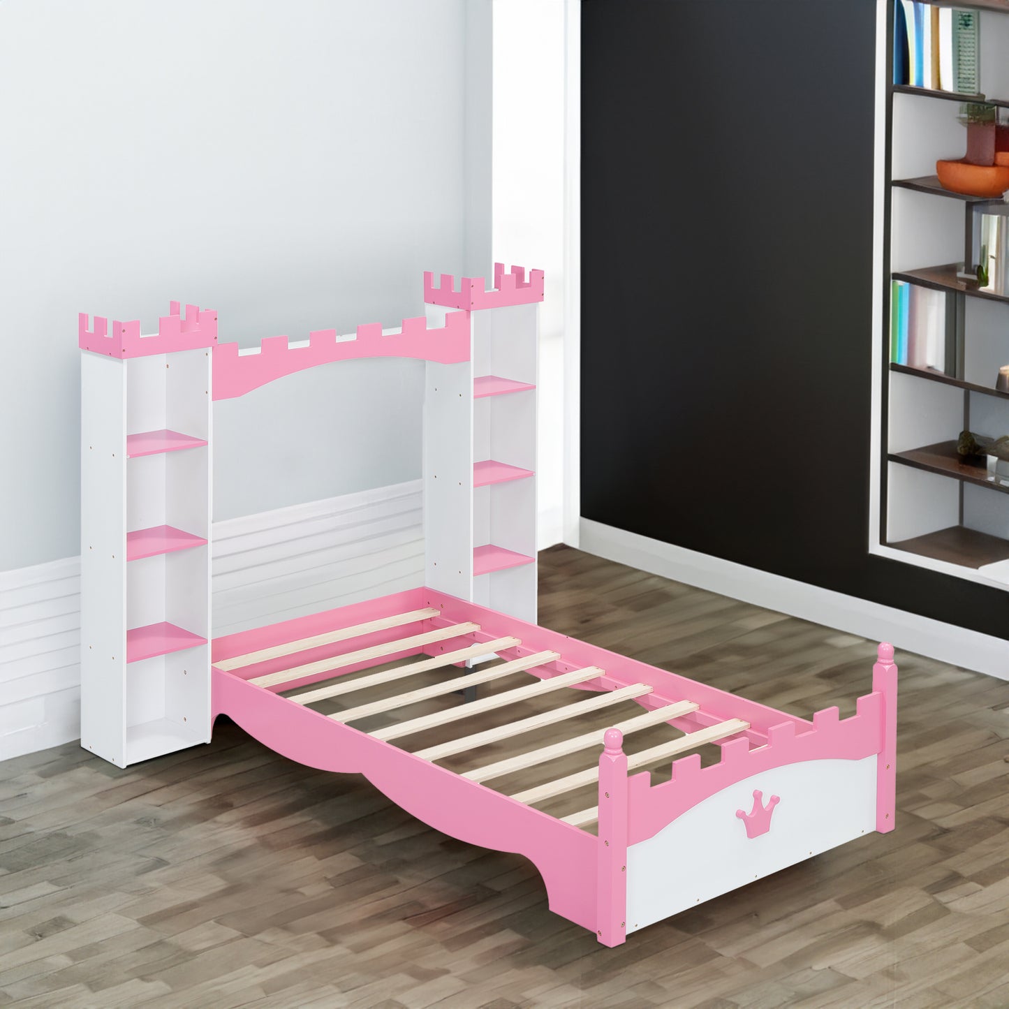 Cama de madera con forma de castillo