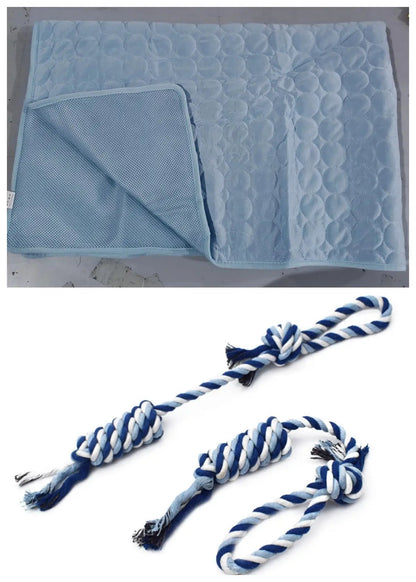 Pet cooling mat Summer Cooling Ice Silk Mat in light blue with quilted circular pattern