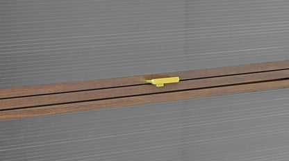 Armario metálico de 44'' de alto con 3 puertas abatibles