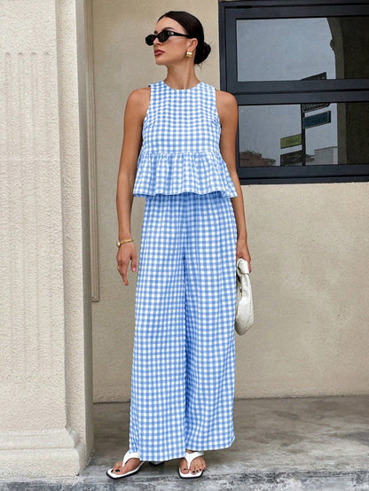 Conjunto de top sin mangas de cuello redondo con bajo de volantes y pantalón de pierna recta para mujer