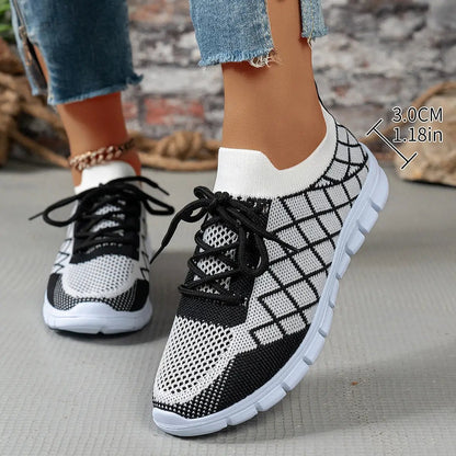 AdTec colorblock plaid lace-up Flyknit sneakers, black and white mesh athletic shoes for women