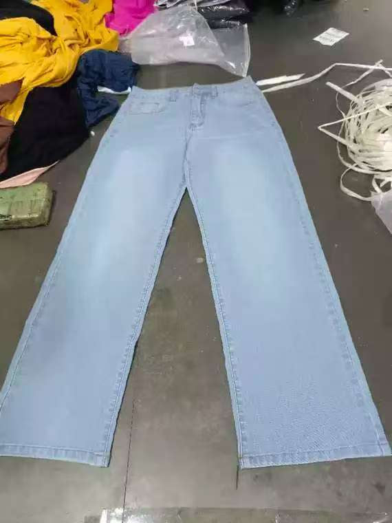 Womens Straight-leg Loose-fit Denim Jeans